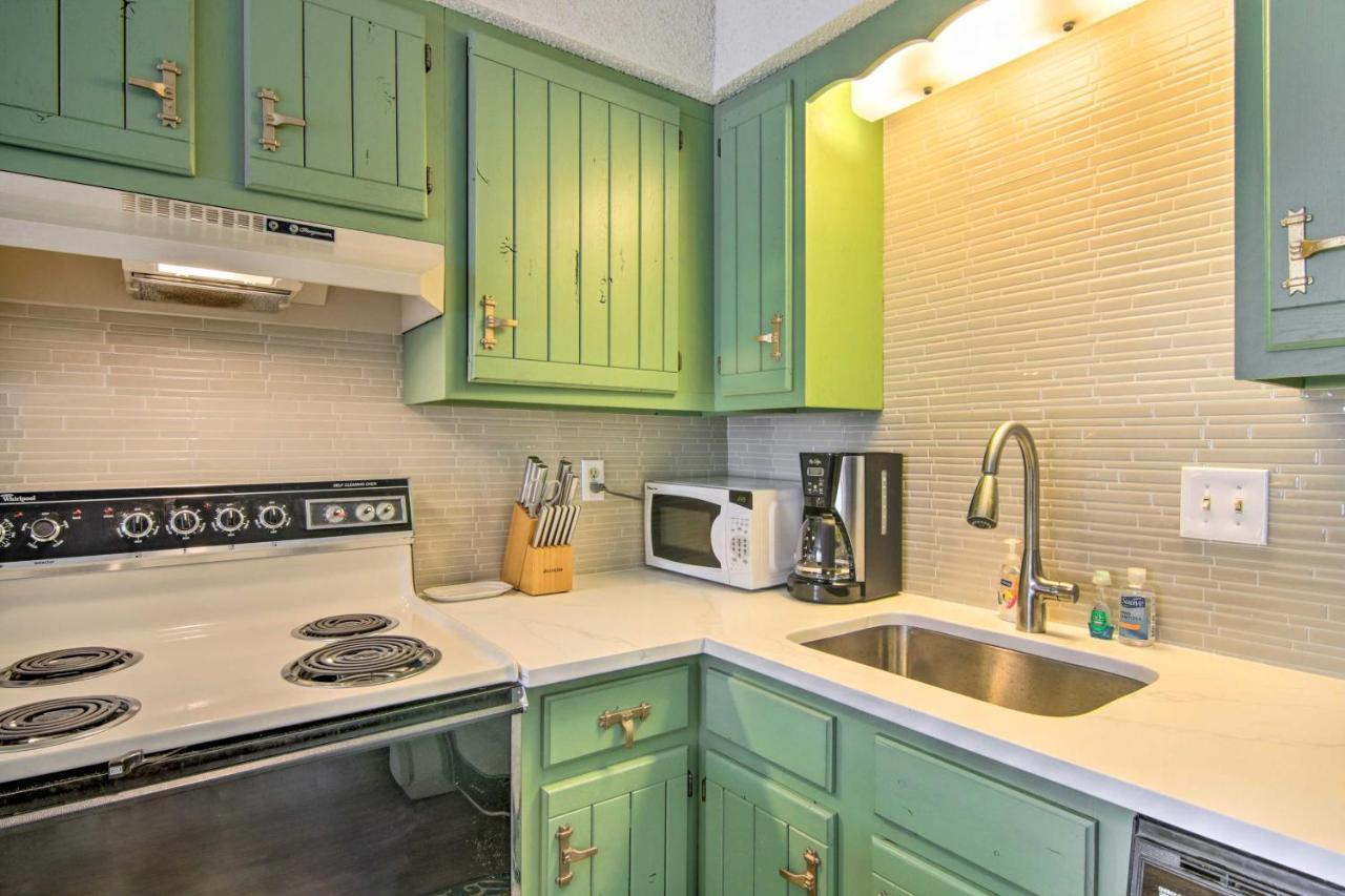 Bright Ocean City Condo - Walk To Beaches! 외부 사진